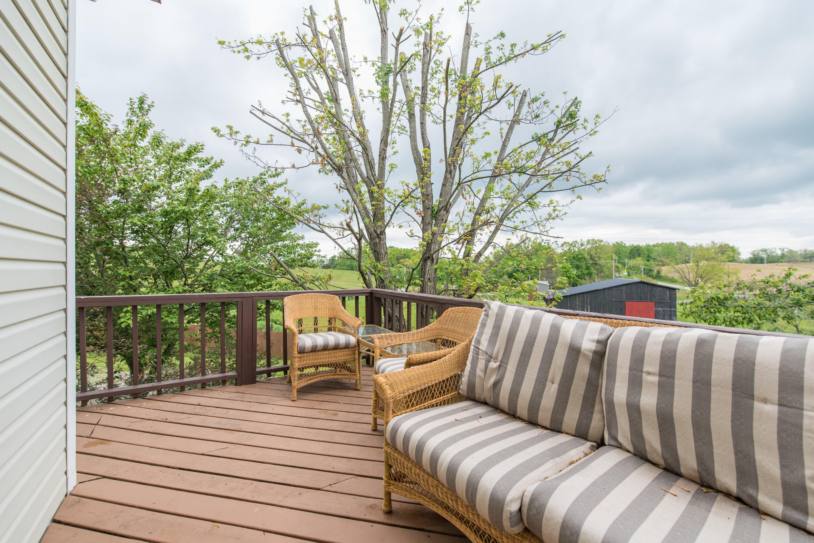 4247 Scaffold Cane Road Mount Vernon, KY 40456 - Photo 39 of 39 Front Deck