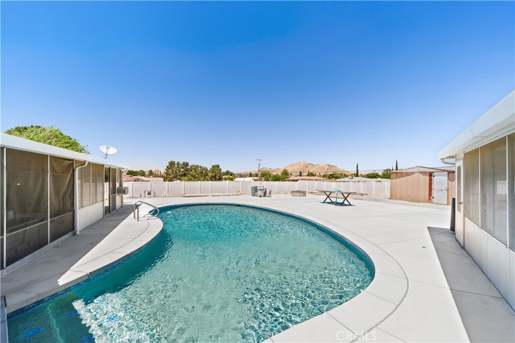 15103 Kinai Road Apple Valley, CA 92307 - Photo 30 of 38