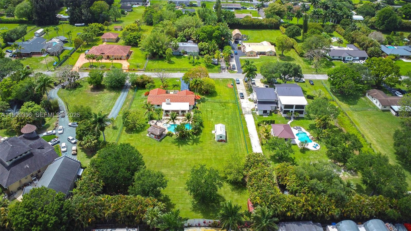 5520 Southwest 163rd Avenue Southwest Ranches, FL 33331 - Photo 3 of 47