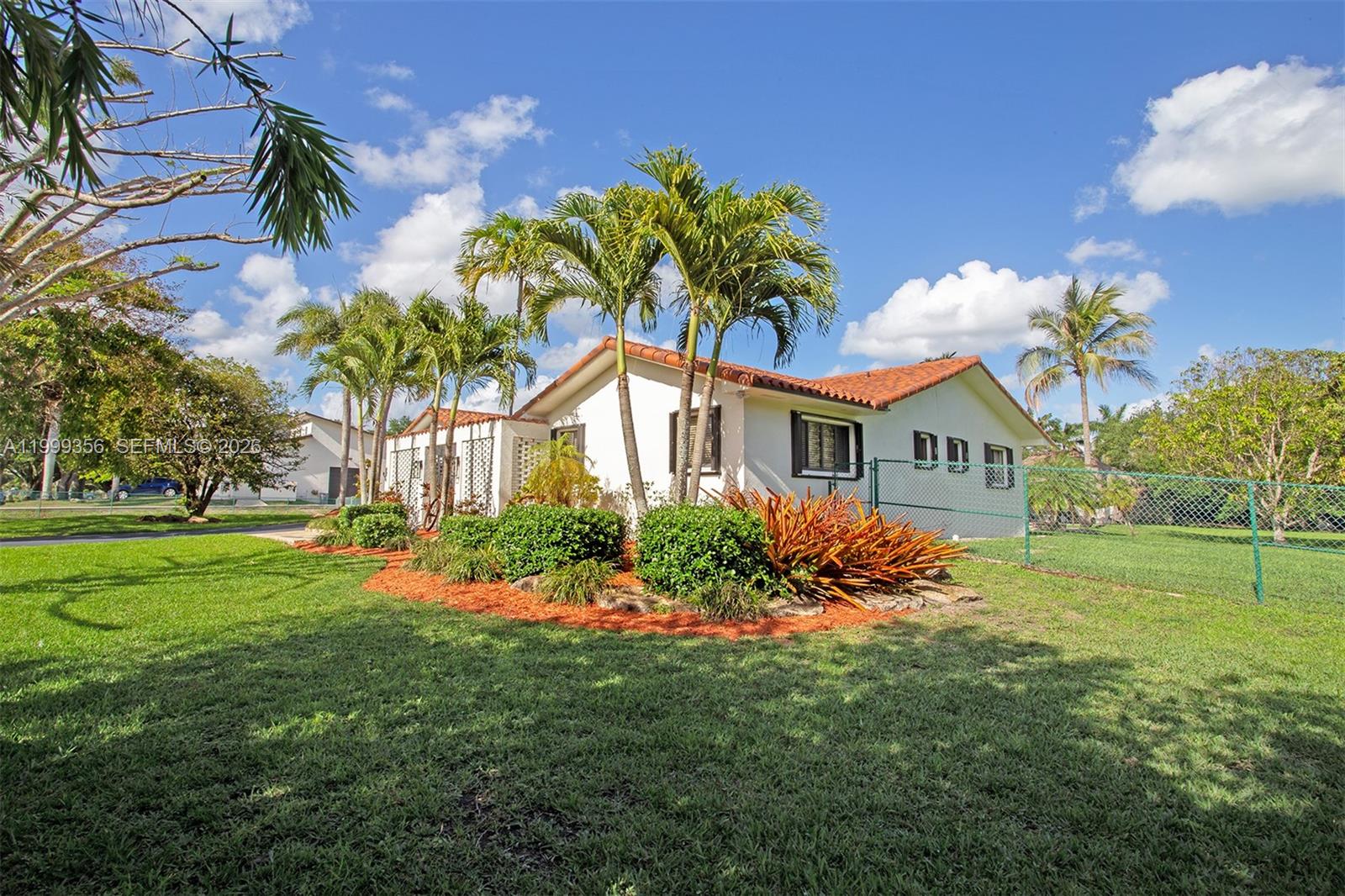 5520 Southwest 163rd Avenue Southwest Ranches, FL 33331 - Photo 5 of 47
