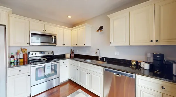 $375,000 | 4 Jupiter Lane, Unit B, Richmond, RI 02898