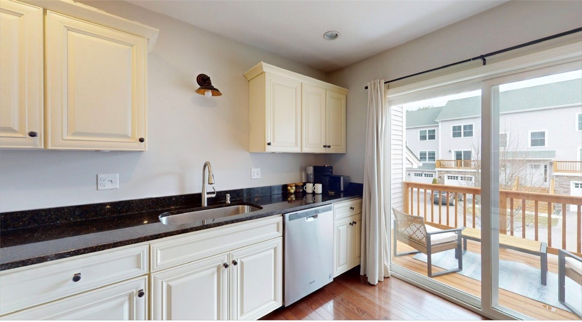 4 Jupiter Lane, Unit B Richmond, RI 02898 - Photo 9 of 23