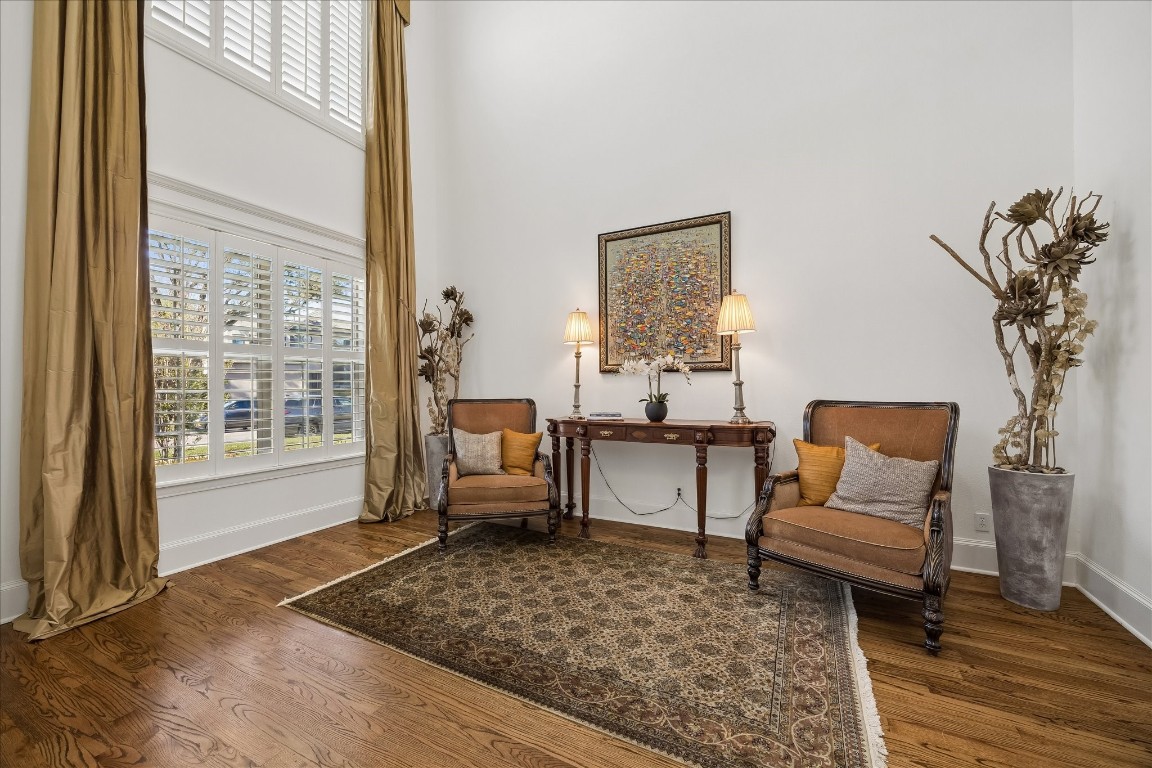 3711 Drake Street Houston, TX 77005 - Photo 13 of 34 Formal living room with 2-story ceilings and great natural light.