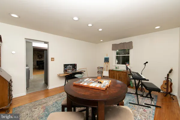 $624,900 | 701 West Rolling Road, Springfield, PA 19064