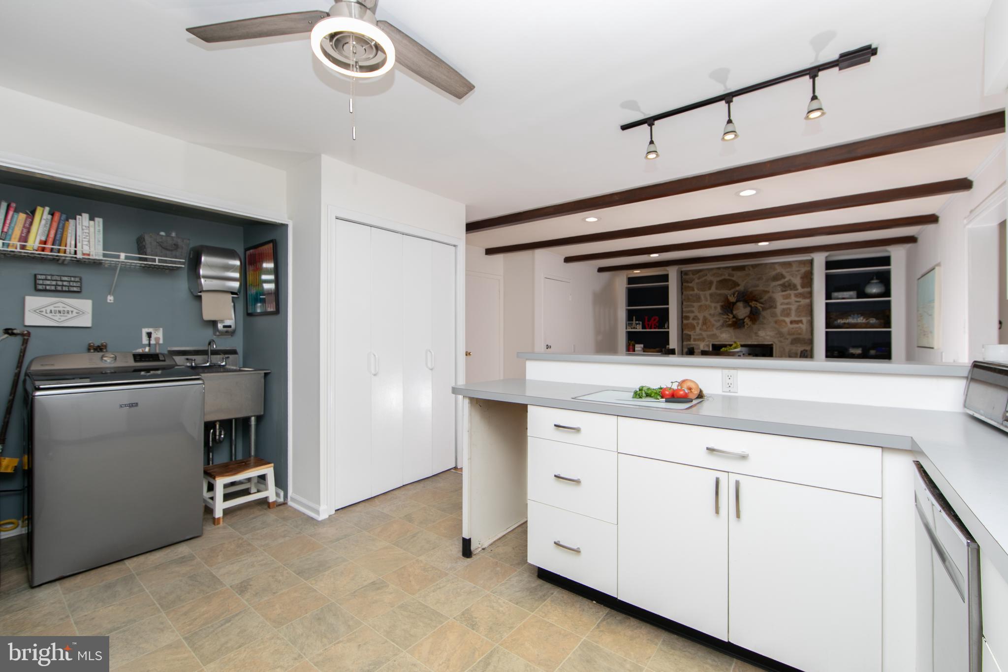 701 West Rolling Road Springfield, PA 19064 - Photo 21 of 68