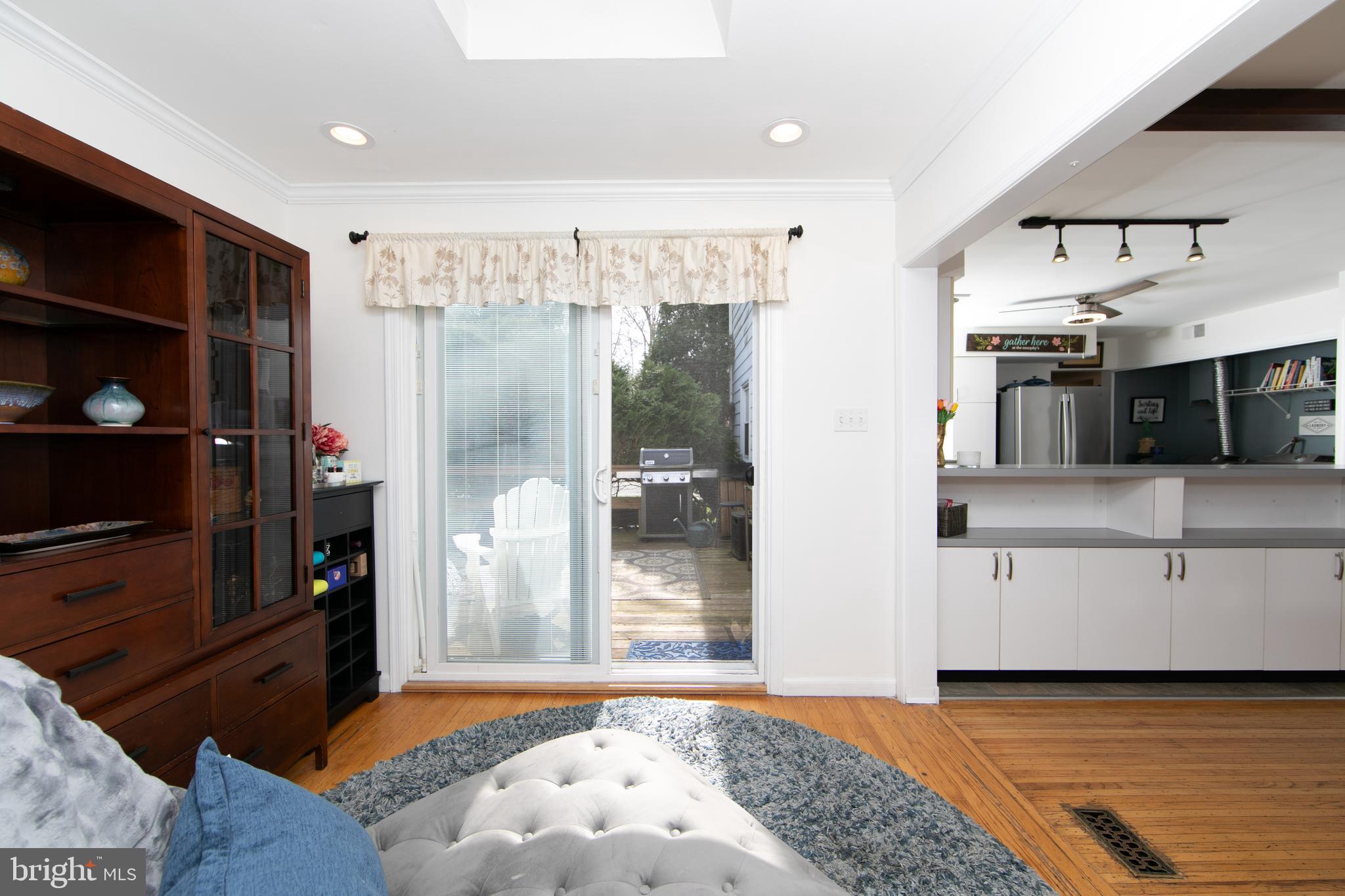 701 West Rolling Road Springfield, PA 19064 - Photo 27 of 68 Flex space: sitting or breakfast nook