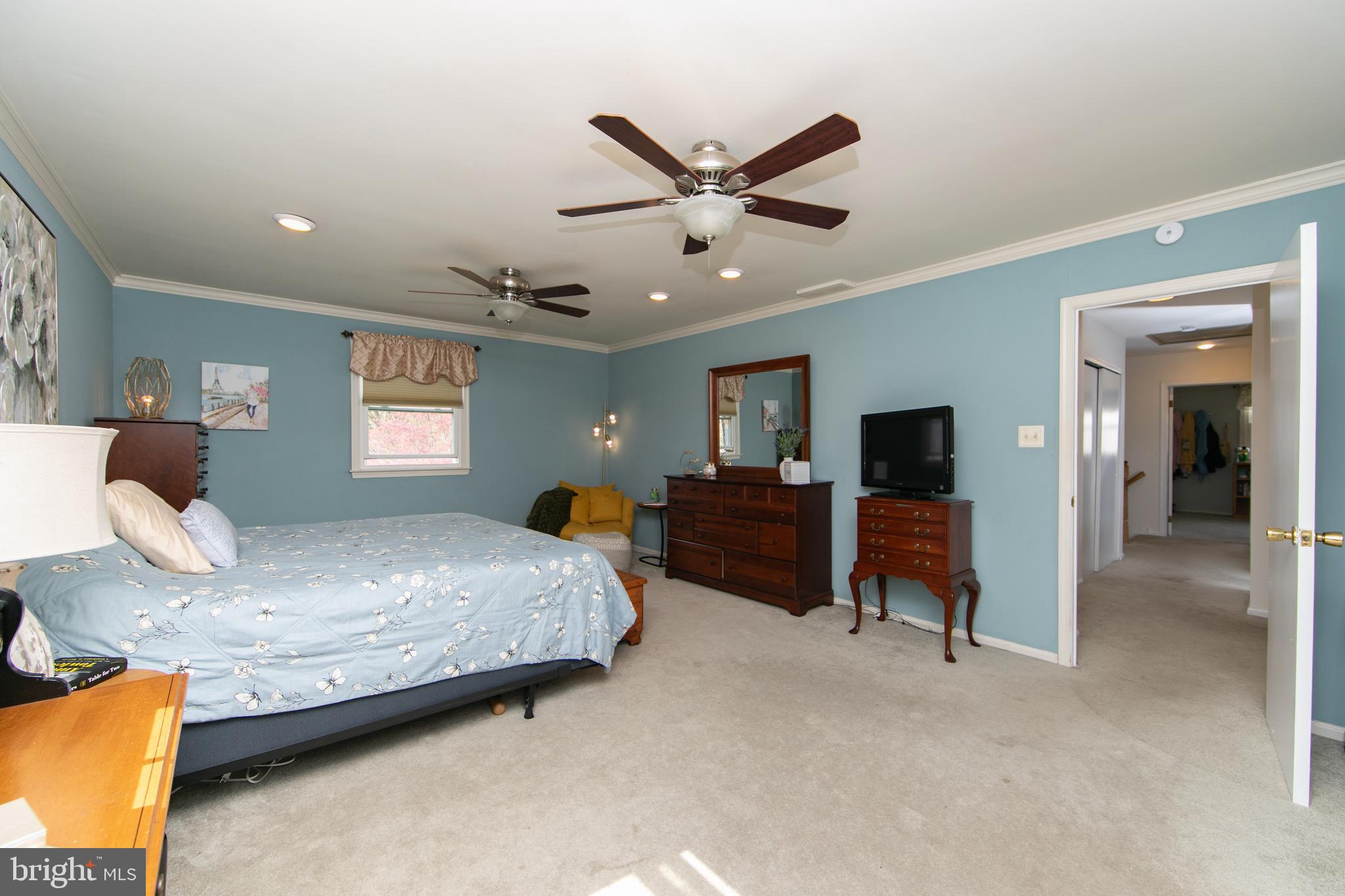 701 West Rolling Road Springfield, PA 19064 - Photo 34 of 68