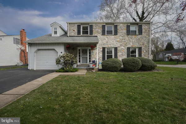 $624,900 | 701 West Rolling Road, Springfield, PA 19064
