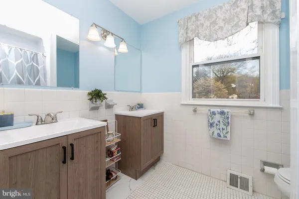 $624,900 | 701 West Rolling Road, Springfield, PA 19064