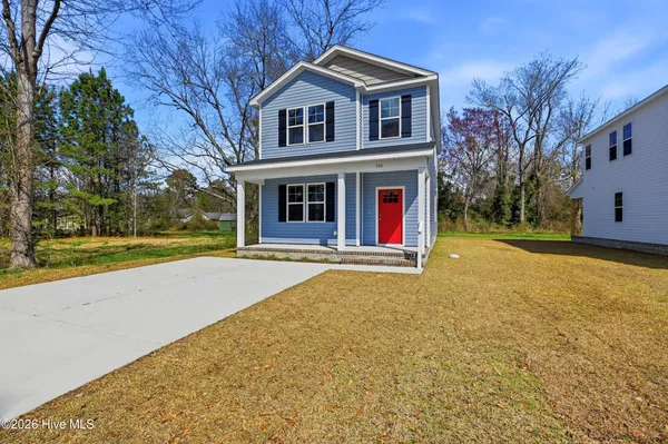 $329,500 | 308 South Vann Street, Burgaw, NC 28425