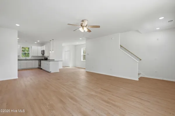 $329,500 | 308 South Vann Street, Burgaw, NC 28425