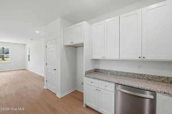 $329,500 | 308 South Vann Street, Burgaw, NC 28425