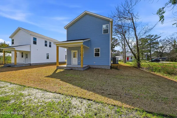 $329,500 | 308 South Vann Street, Burgaw, NC 28425