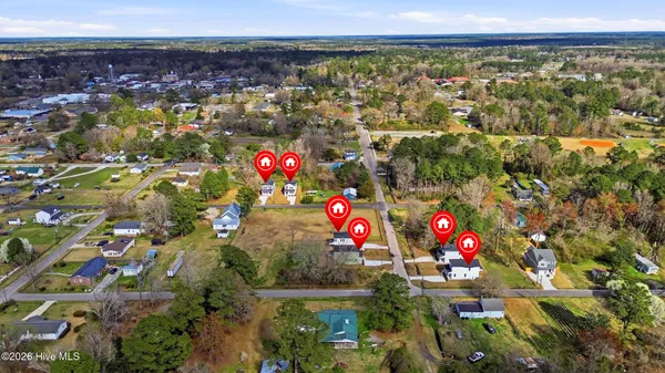 $329,500 | 308 South Vann Street, Burgaw, NC 28425