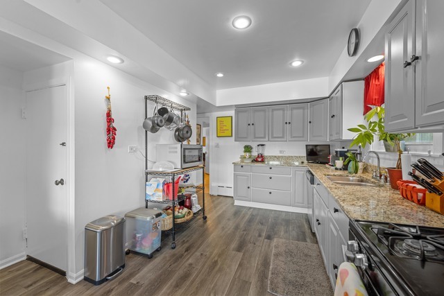 2540 North Ridgeway Avenue Chicago, IL 60647 - Photo 14 of 31 Gallery Image 14