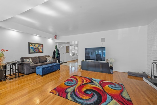 2540 North Ridgeway Avenue Chicago, IL 60647 - Photo 5 of 31 Gallery Image 5
