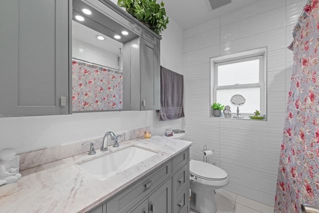 2540 North Ridgeway Avenue Chicago, IL 60647 - Photo 9 of 31 Gallery Image 9