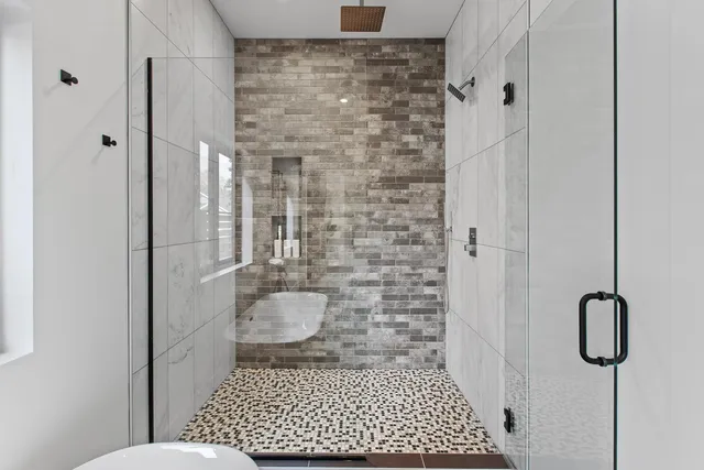 $2,395,000 | 301 South 17th Street, Coeur D'Alene, ID 83814