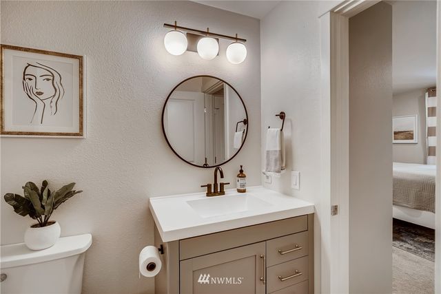 $452,000 | 11303 Northeast 128th Street, Unit B103, Kirkland, WA 98034