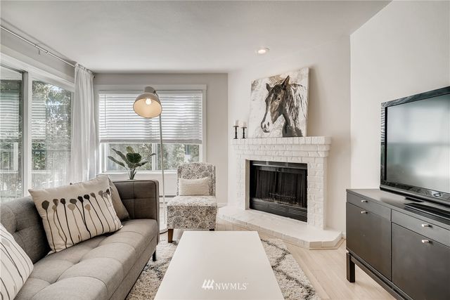 $452,000 | 11303 Northeast 128th Street, Unit B103, Kirkland, WA 98034