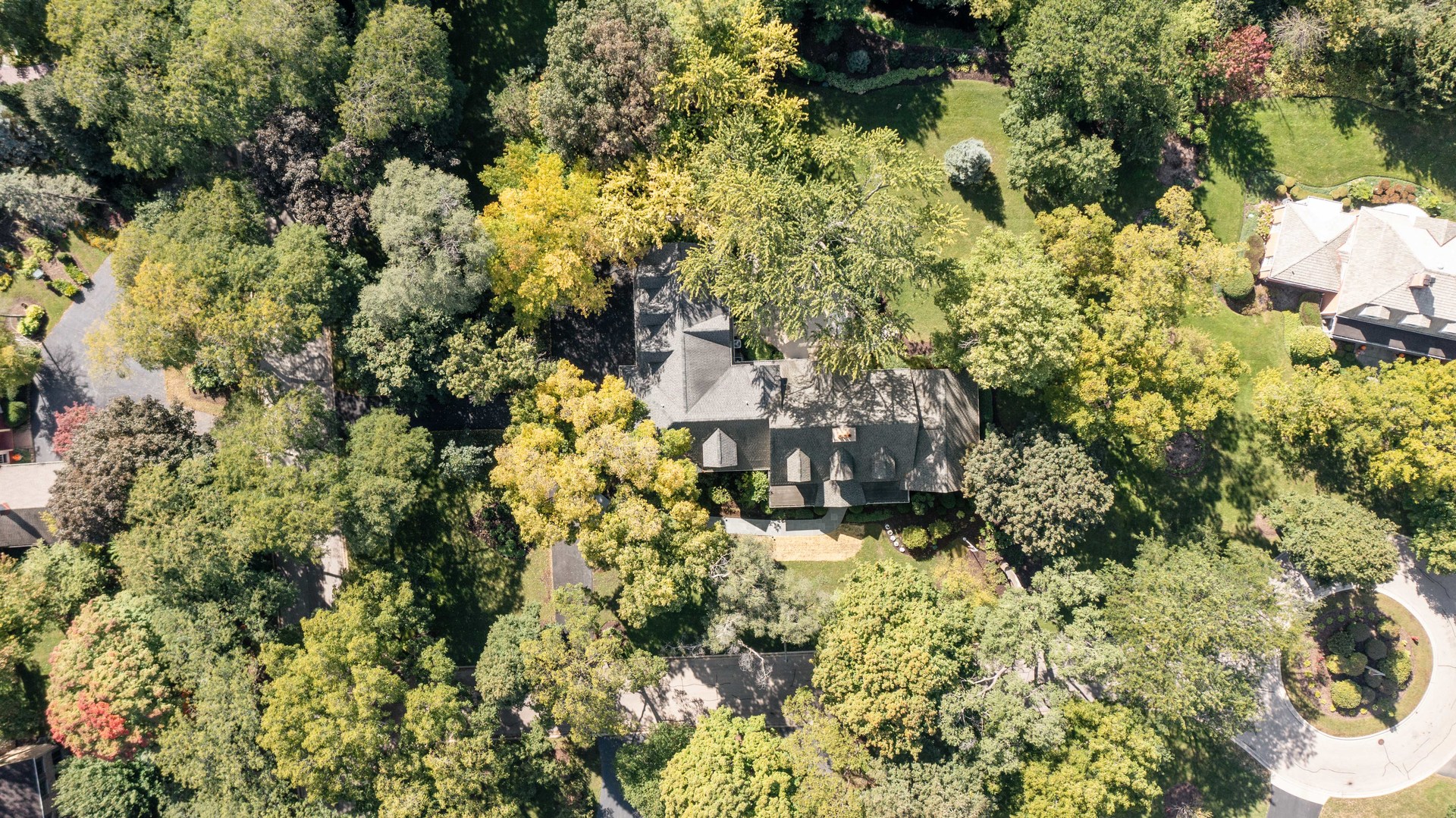 710 Walnut Road Barrington, IL 60010 - Photo 2 of 52