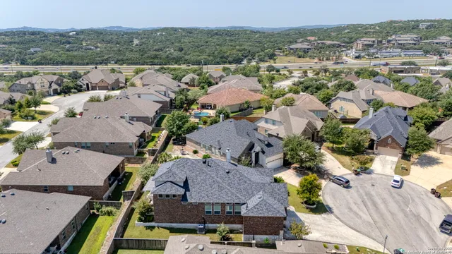 a view of city view and mountain view