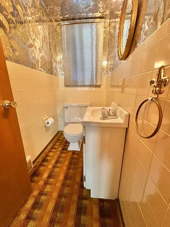 $399,000 | 121 West Meadowview Road, Holyoke, MA 01040