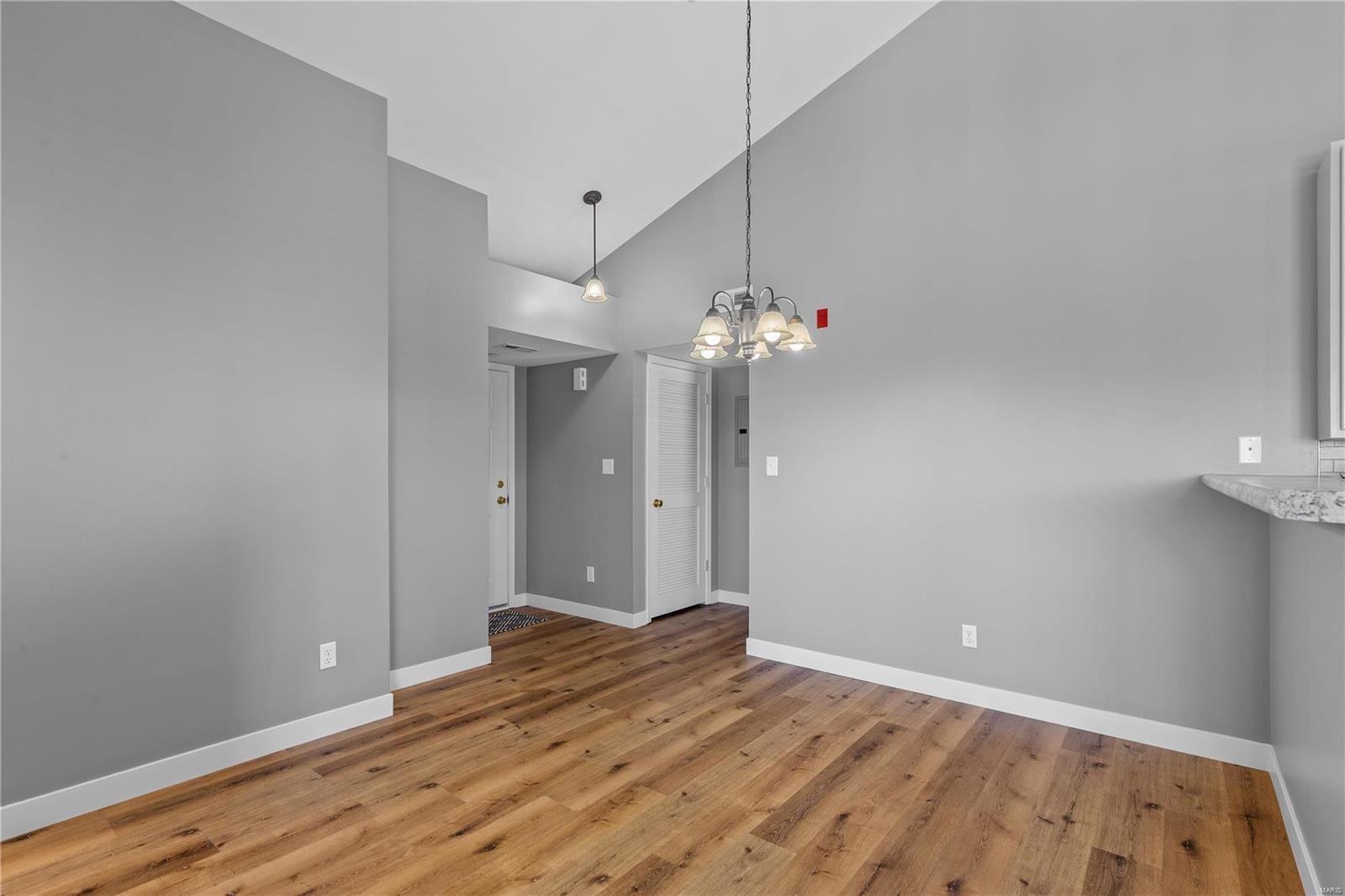 4300 Spring Creek Lane O'Fallon, MO 63368 - Photo 3 of 24