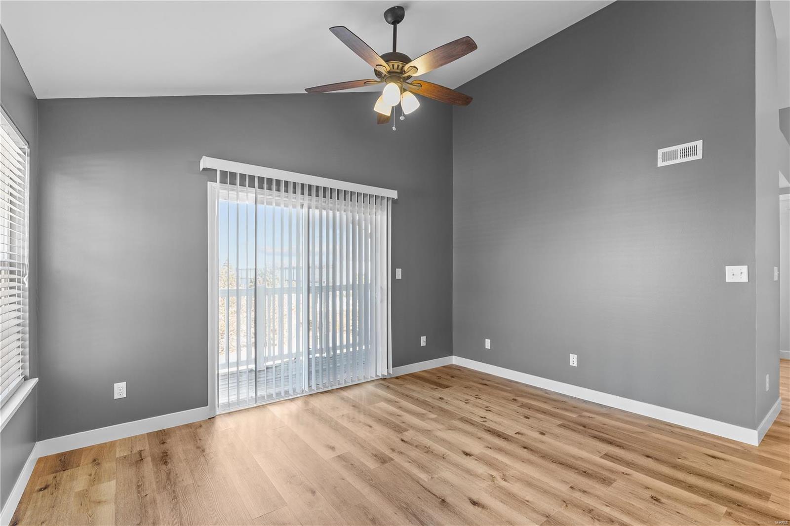 4300 Spring Creek Lane O'Fallon, MO 63368 - Photo 8 of 24