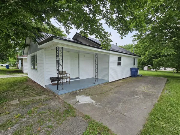 $74,900 | 911 South 25th Street, Mount Vernon, IL 62864