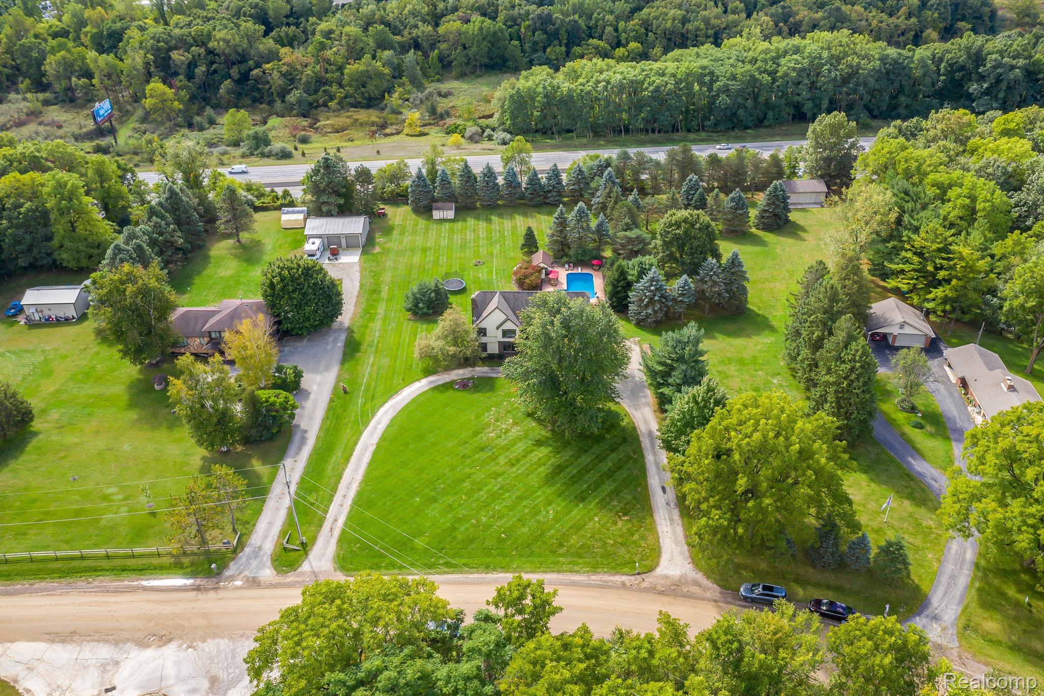 12456 Larkins Road Brighton, MI 48114 - Photo 51 of 62 Gallery Image 51