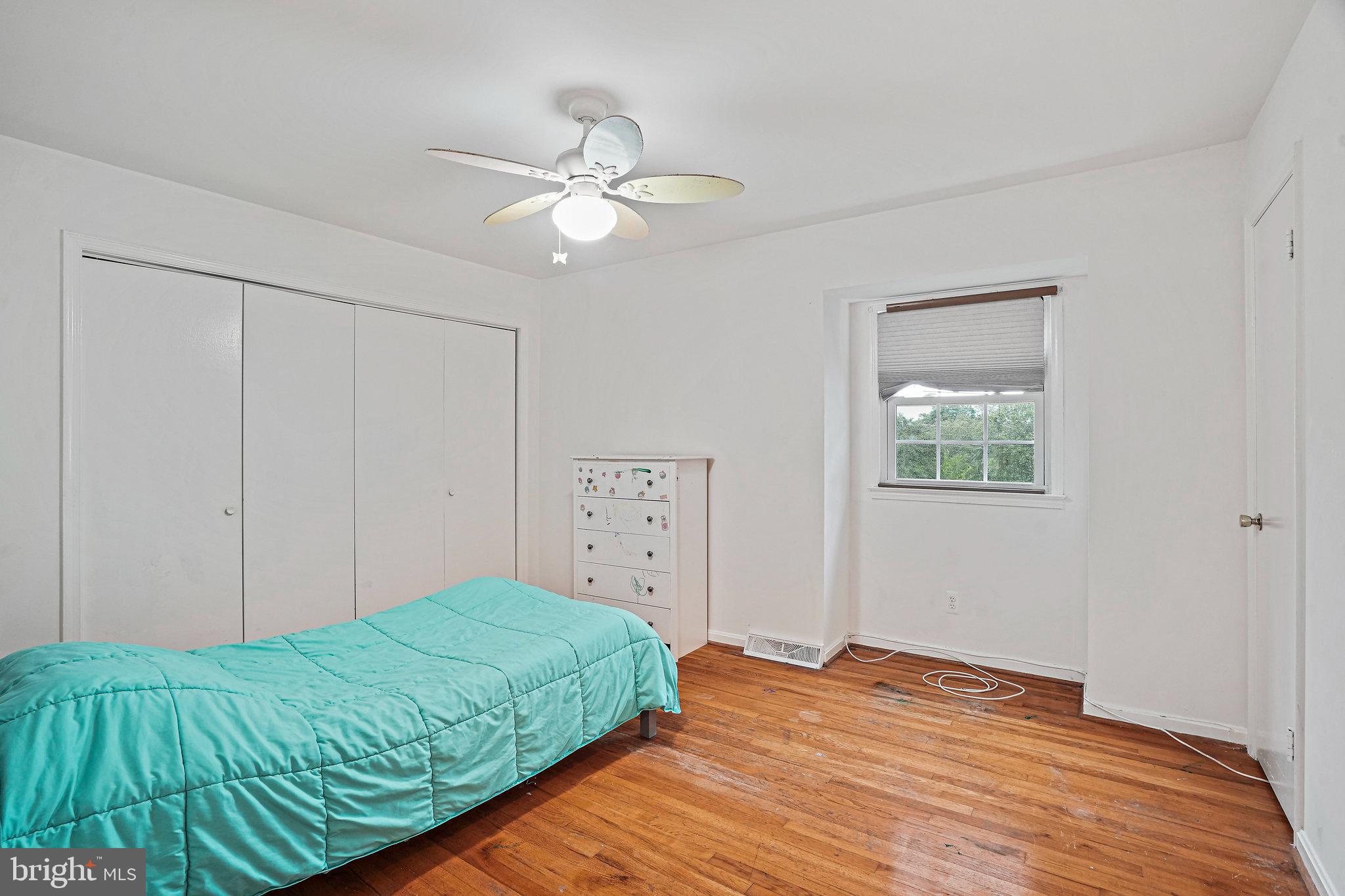 13034 Clarion Road Fort Washington, MD 20744 - Photo 16 of 29 2nd bedroom