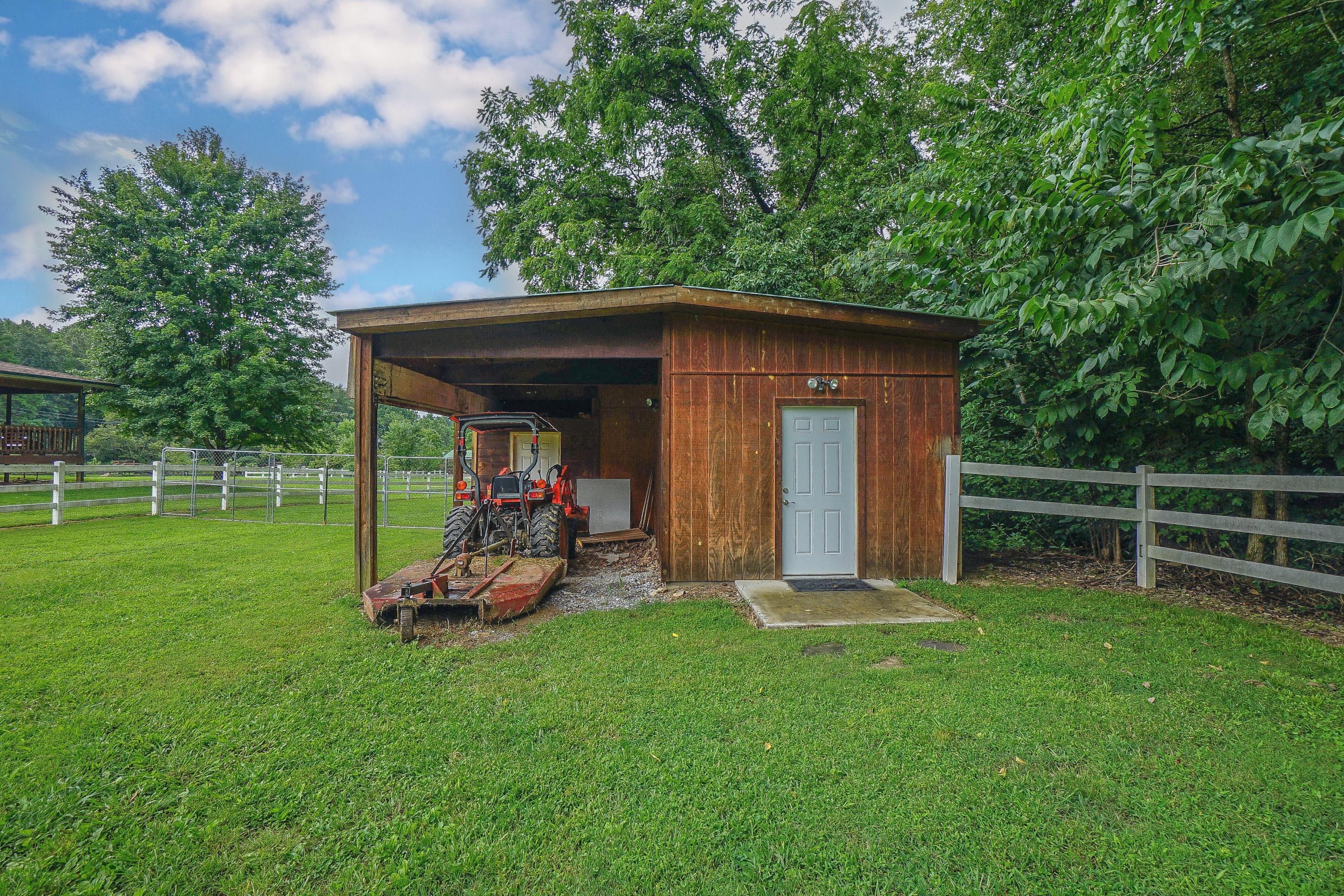 737 Rudd Hollow Road Townsend, TN 37882 - Photo 35 of 40 87BBF3ED-4F6E-4275-A873-EEB75AC3E430