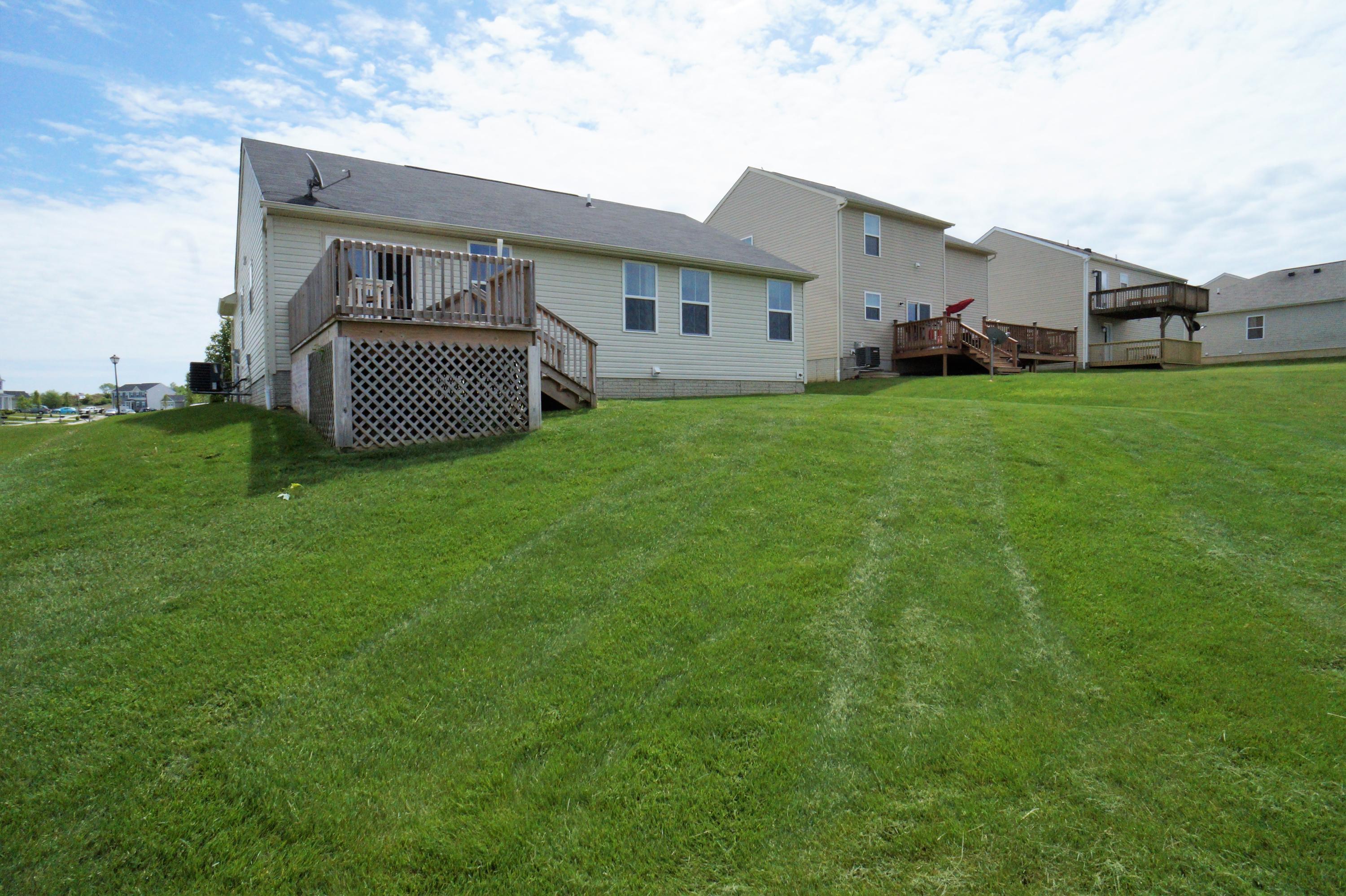 1053 Sun Ridge Street Lancaster, OH 43130 - Photo 18 of 22 Gallery Image 18