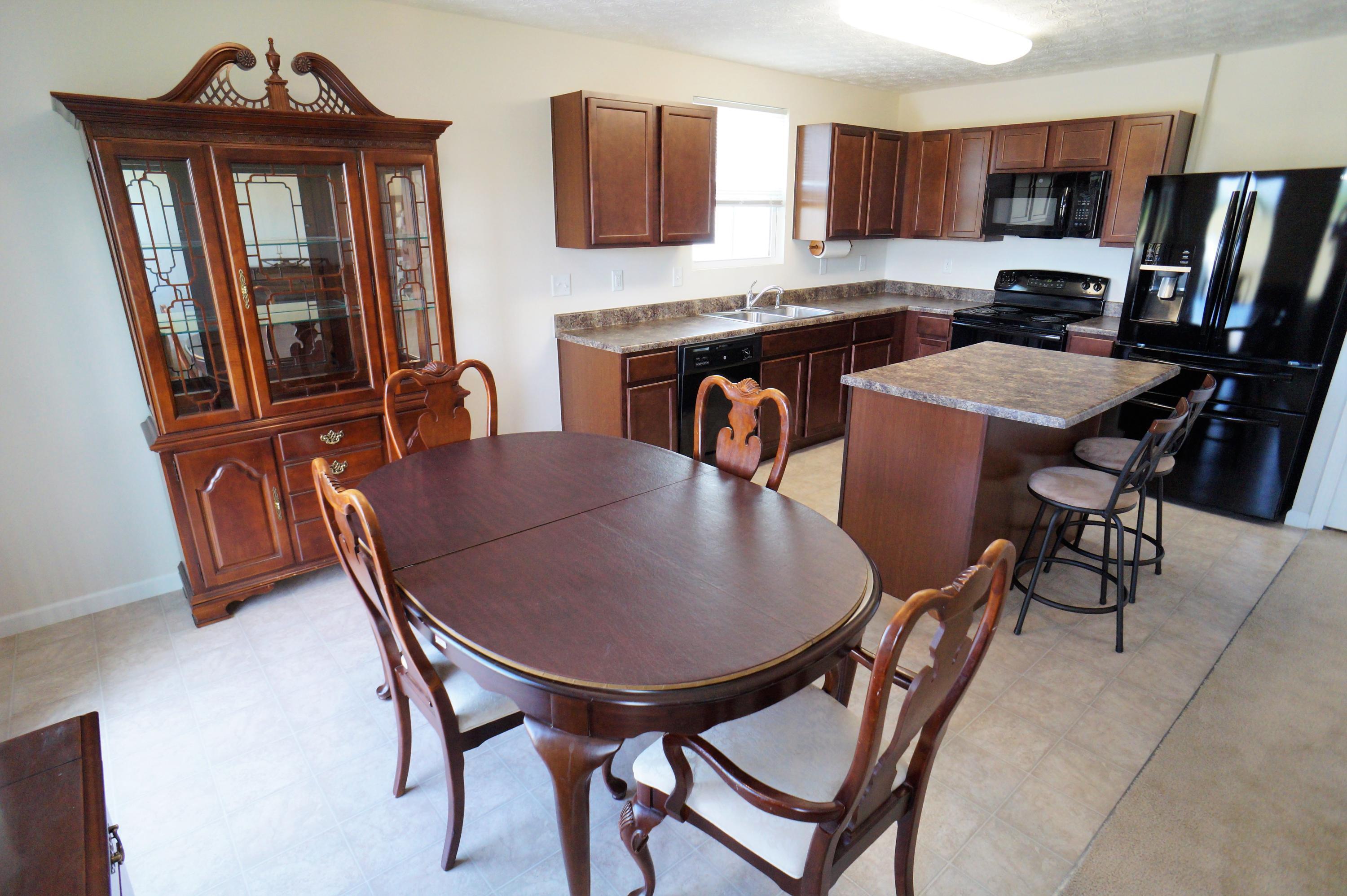 1053 Sun Ridge Street Lancaster, OH 43130 - Photo 5 of 22 Gallery Image 5