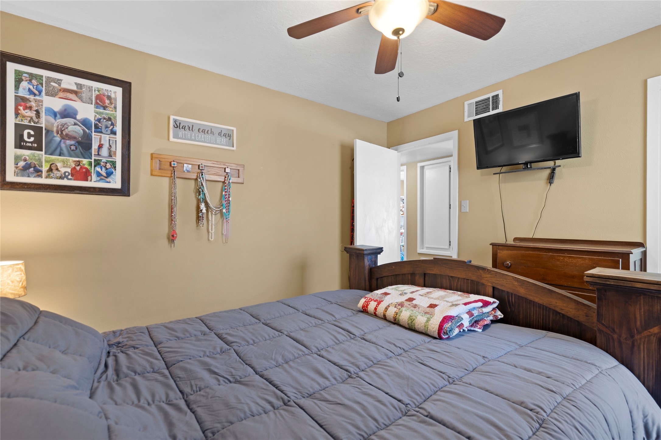 63 Lee Wood Road Huntsville, TX 77320 - Photo 11 of 21