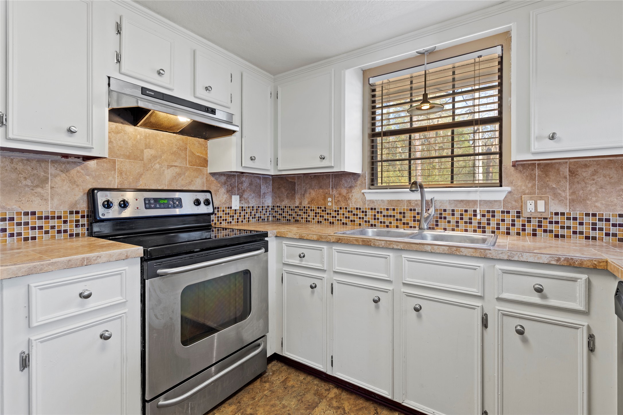 63 Lee Wood Road Huntsville, TX 77320 - Photo 8 of 21