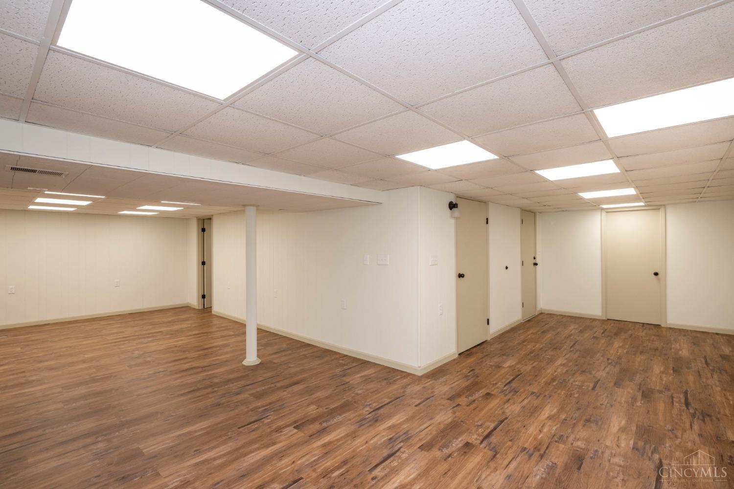 9024 Zoellner Road Cincinnati, OH 45251 - Photo 36 of 47 Gallery Image 36