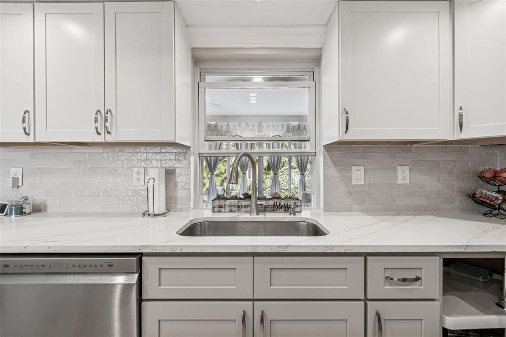 216 176th Avenue East Redington Shores, FL 33708 - Photo 18 of 60