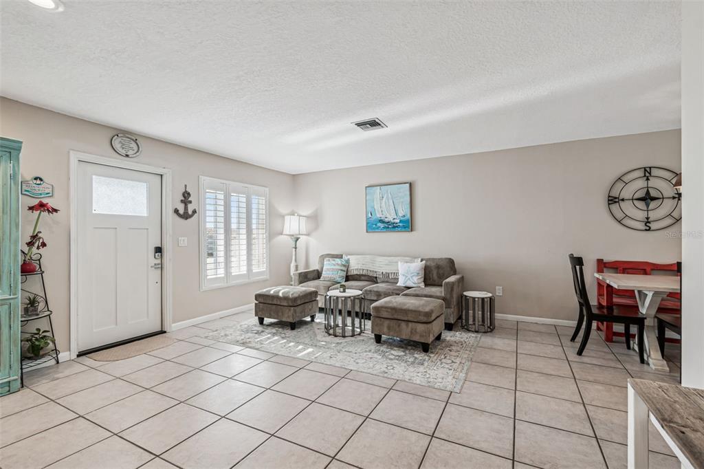 216 176th Avenue East Redington Shores, FL 33708 - Photo 7 of 60