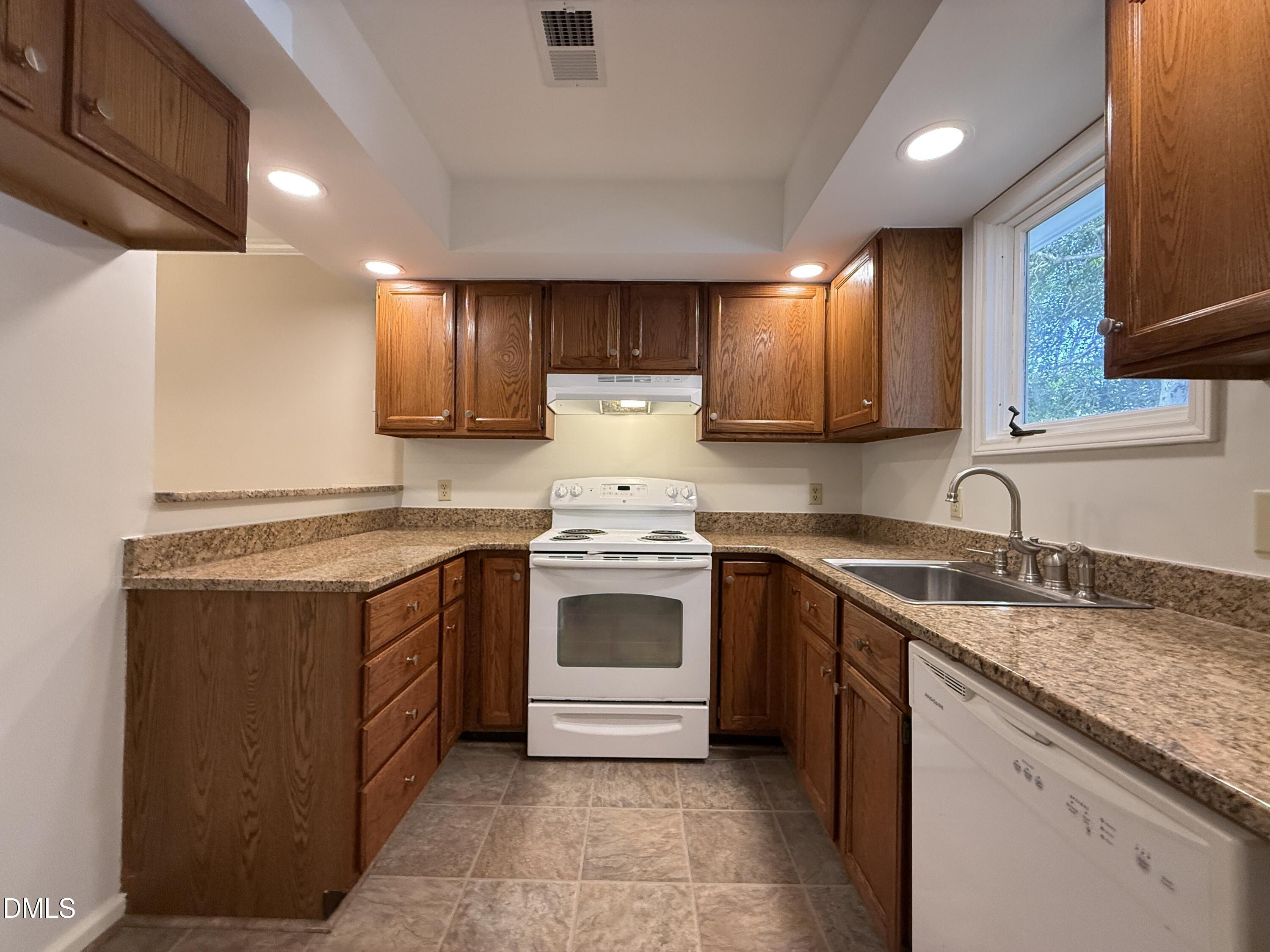 1456 Barton Pl Drive Raleigh, NC 27608 - Photo 8 of 66