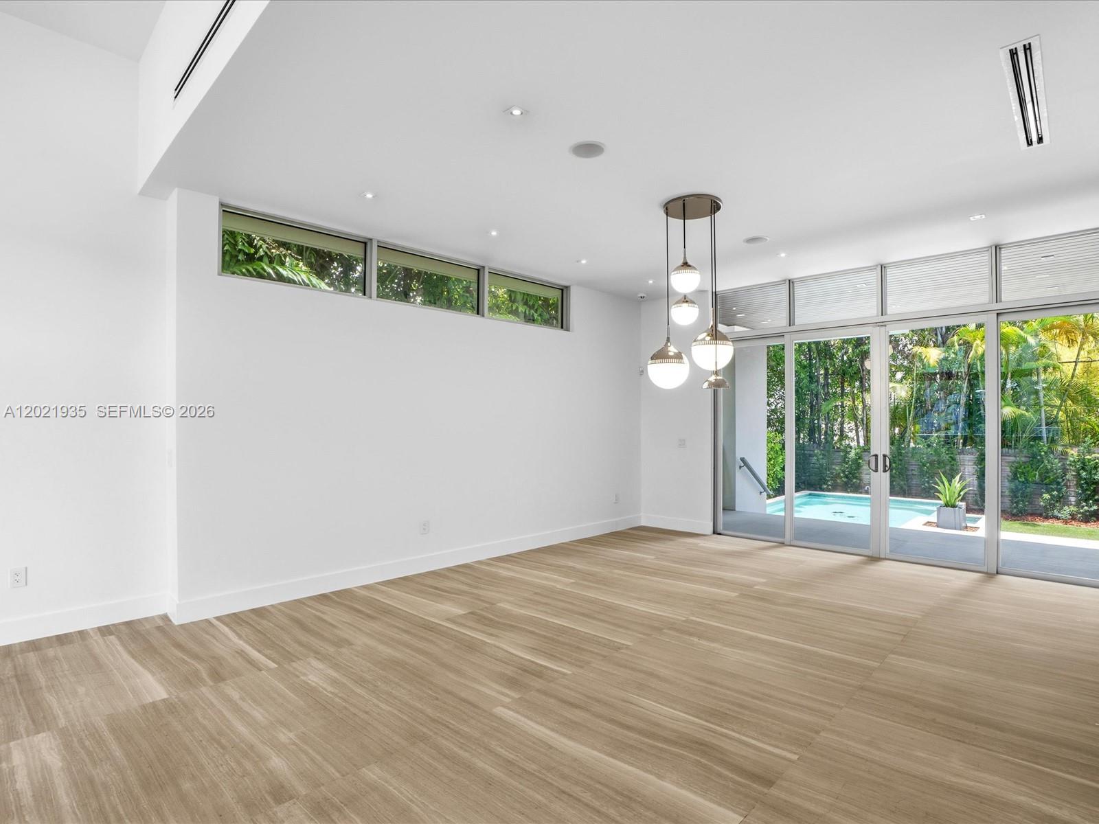 125 Hampton Lane Key Biscayne, FL 33149 - Photo 13 of 81