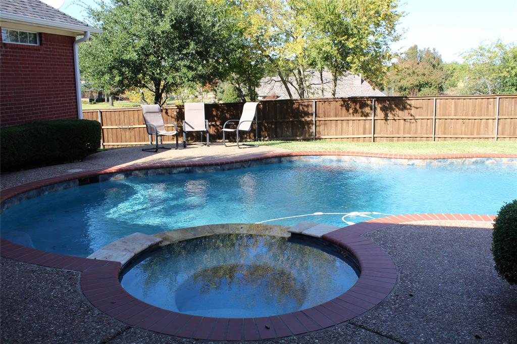 2131 Deer Run Denison, TX 75020 - Photo 12 of 35
