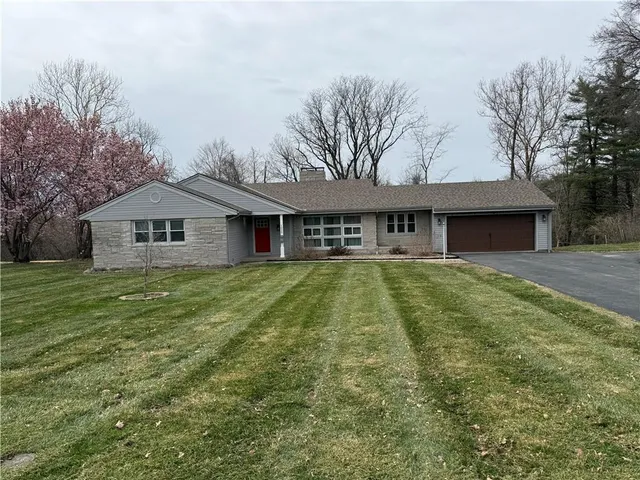 $320,000 | 1020 Francis Street, Lexington, MO 64067