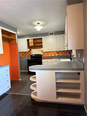 $320,000 | 1020 Francis Street, Lexington, MO 64067