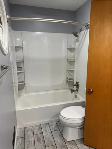 $320,000 | 1020 Francis Street, Lexington, MO 64067