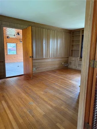 $310,000 | 1020 Francis Street, Lexington, MO 64067