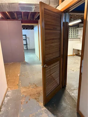 $320,000 | 1020 Francis Street, Lexington, MO 64067