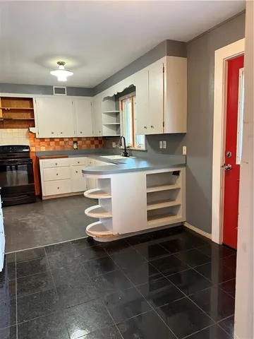 $320,000 | 1020 Francis Street, Lexington, MO 64067