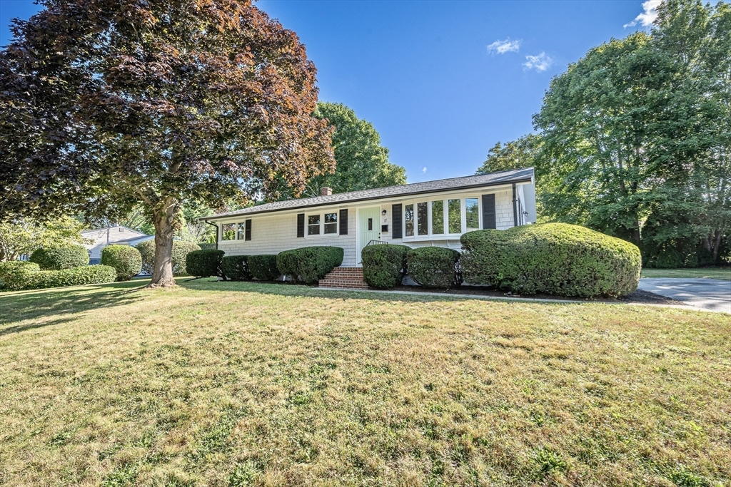 17 Hamlet Street Fairhaven, MA 02719 - Photo 3 of 40 a house view with a outdoor space